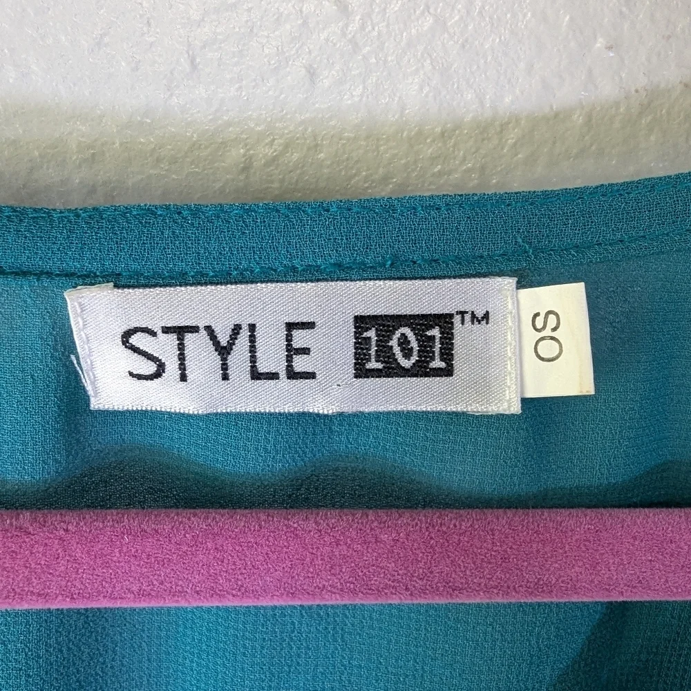 Style 101 green swimsuit cover up